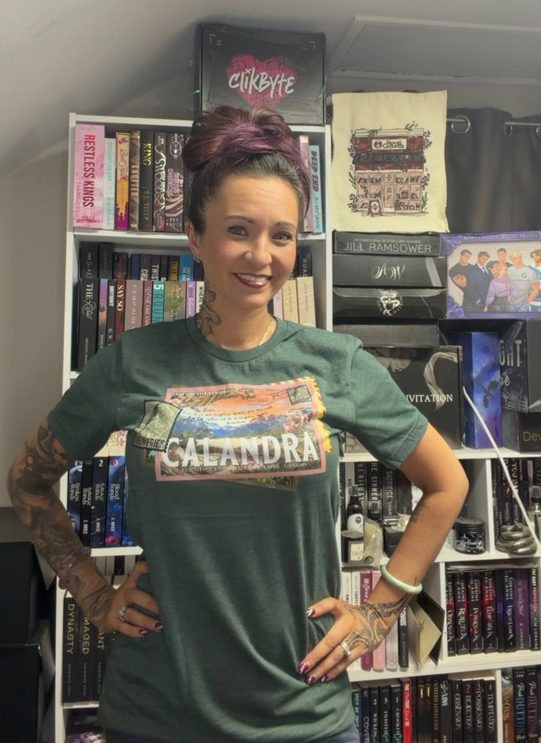 Calandra Postcard T-Shirt